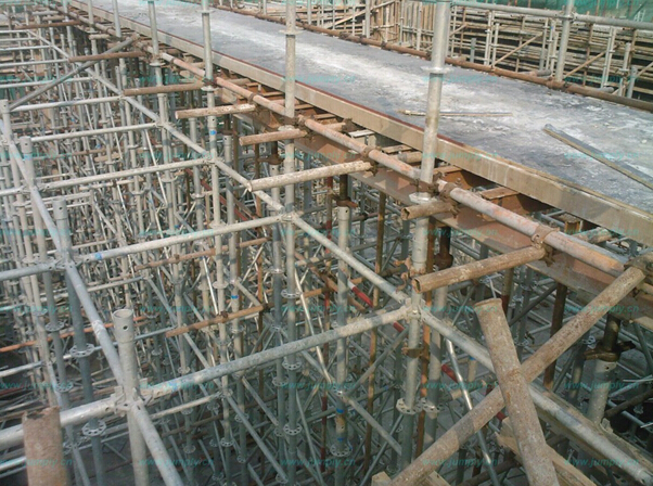 【建筑鋼管腳手架】完工后理應(yīng)“功成身退”！